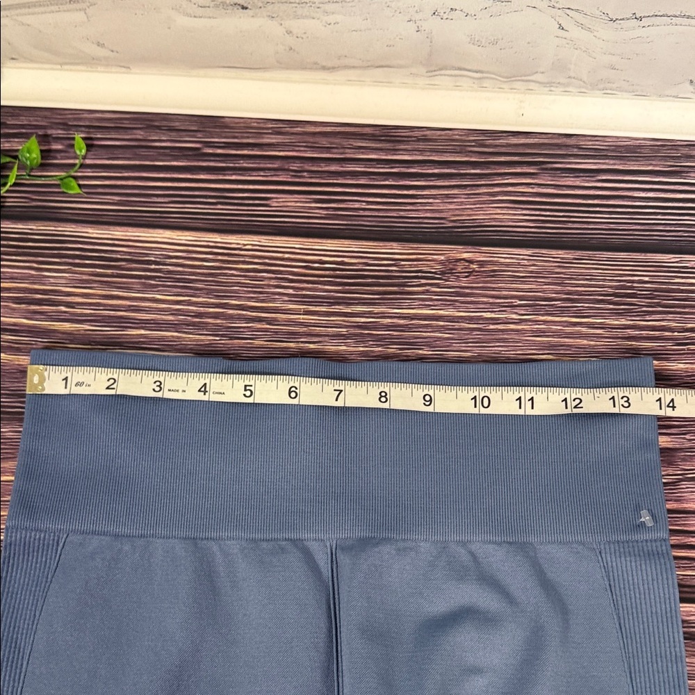 Women's Blue Gray 7/8 Leggings seamless, high-rise waistband, four-way stretch - Picture 6 of 11